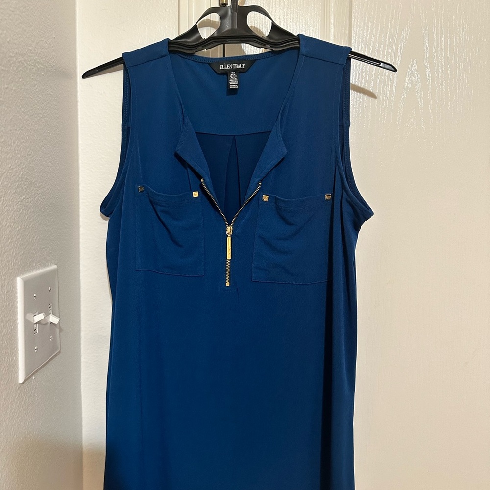 Ellen Tracy Navy Sleeveless Tank Top